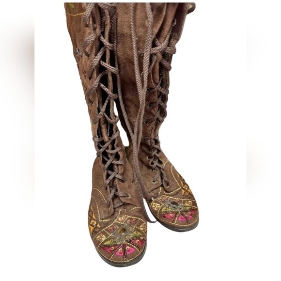 Vera Cuoio Embroidered and Beaded Lace-up Suede Boots Size 7, Brown and… - Picture 1 of 3